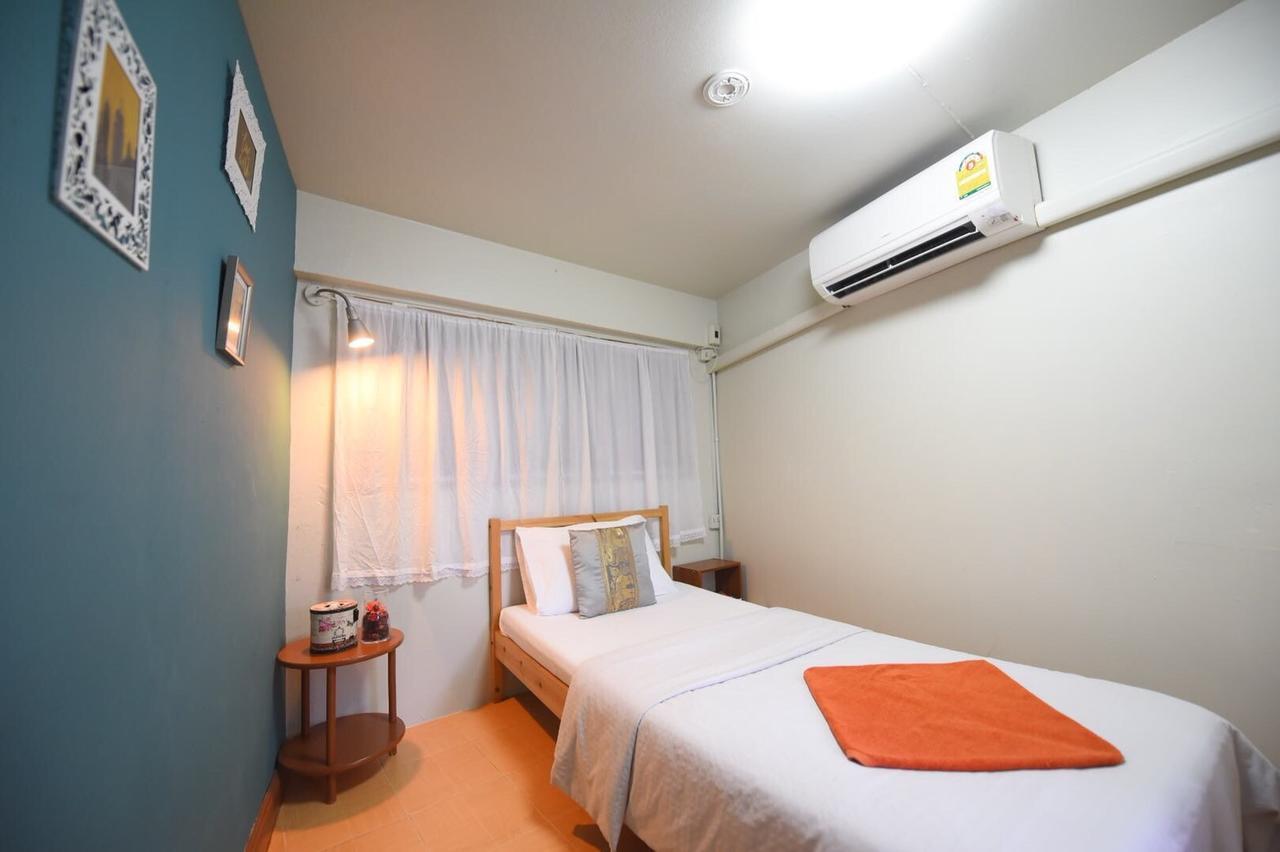 בנגקוק All In One Hostel מראה חיצוני תמונה